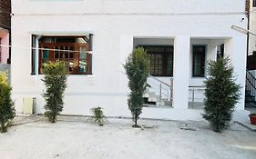 Sea Green Guest House